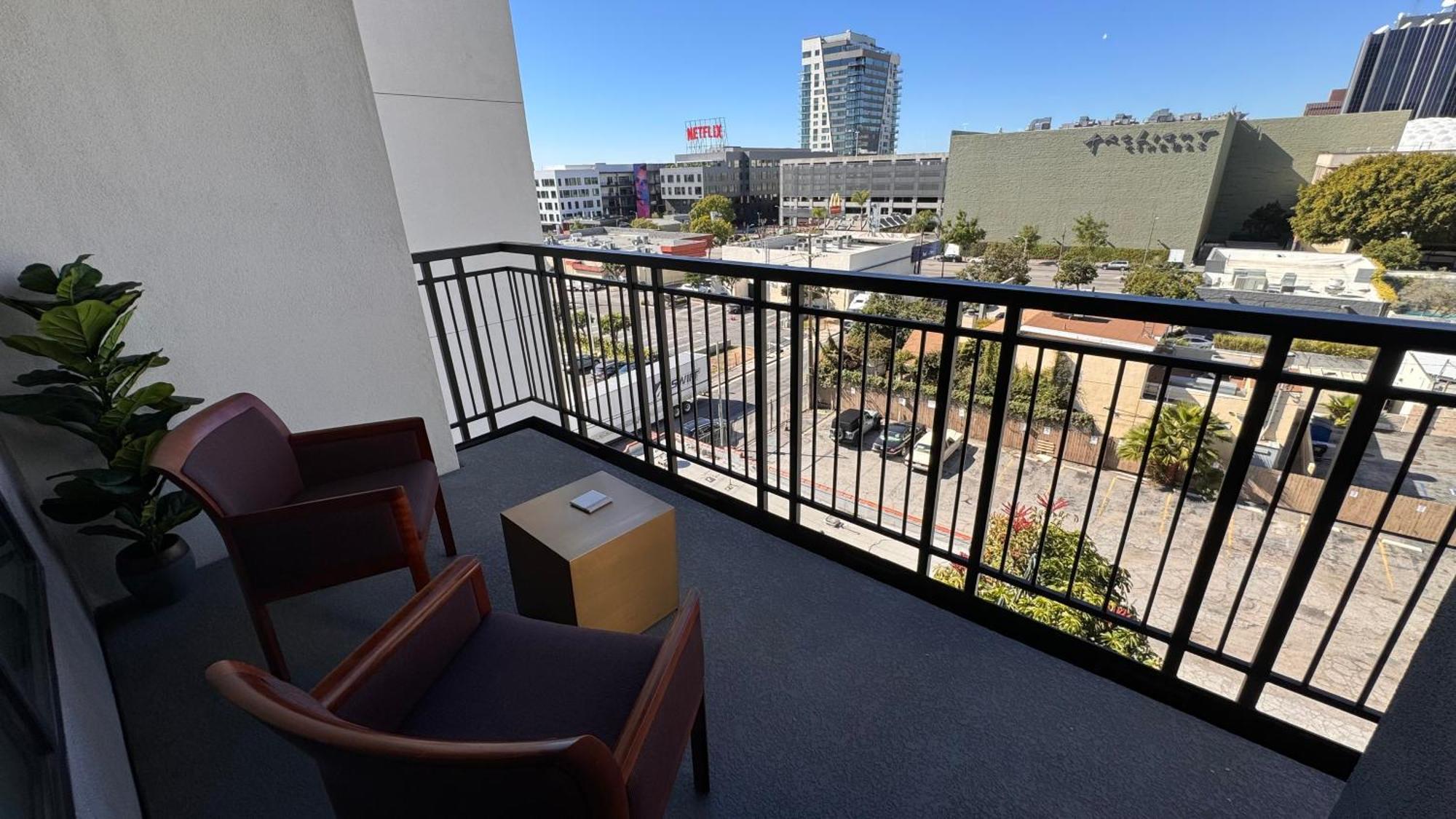 Wallace Luxurious Los Angeles Exterior photo